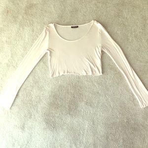 Long sleeve crop top